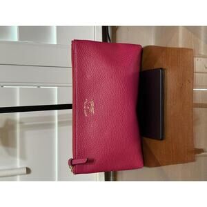 Gucci Swing Leather Pink Pouch